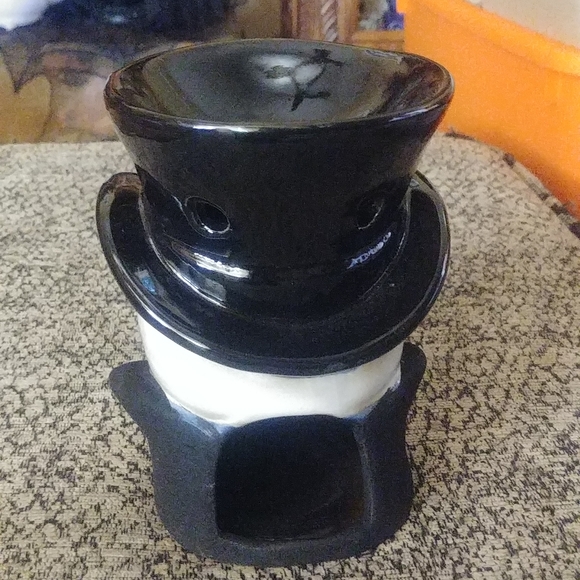 Yankee Candle Boney Bunch Halloween Head Wax Warmer - Picture 3 of 4